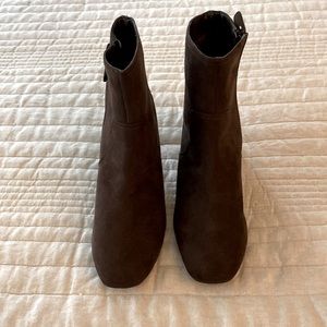 Size 11 Kelly & Katie Brown Suede Sottano Booties